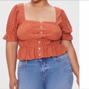 Forever 21 Plus women eyelet crop top size 0X ( color is rust orange)